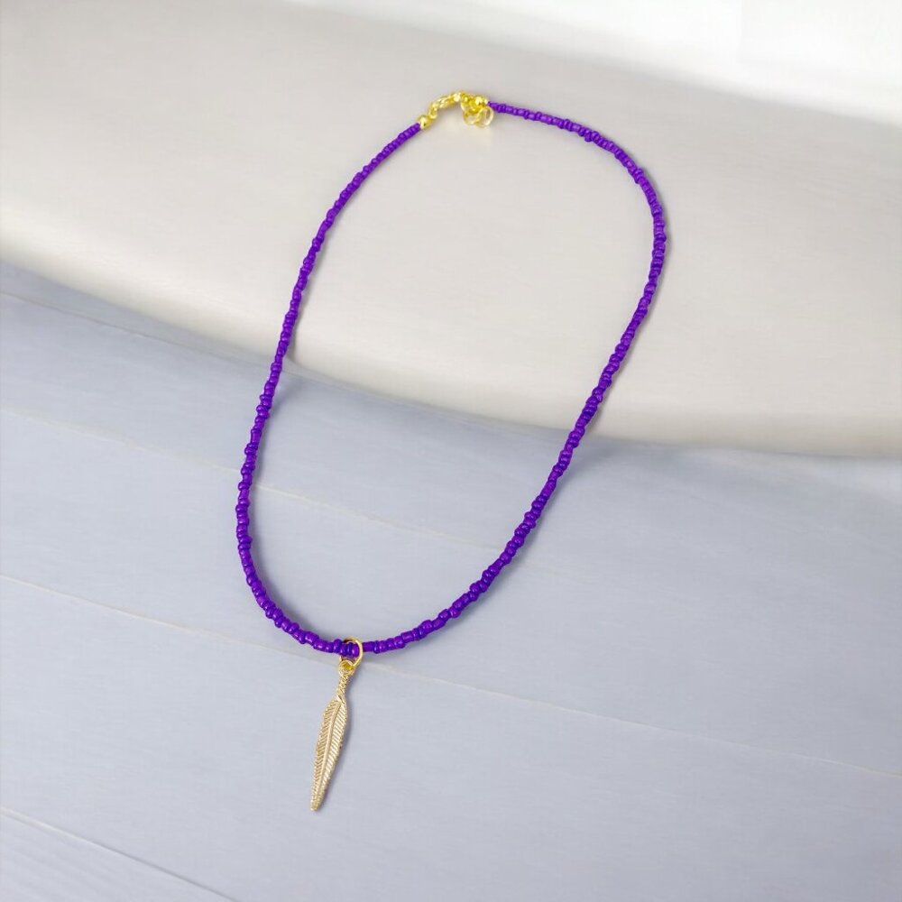 HANDMADE Purple Seed Bead Gold Mini Feather Charm Choker Pendant Boho Necklace